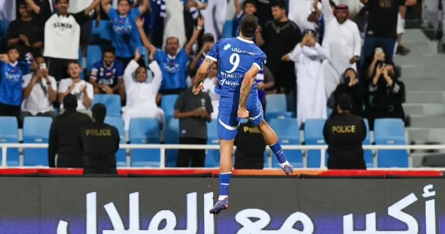 الهلال ينجو من فخ ضمك والوحدة يهزم العروبة بدوري روشن السعودي