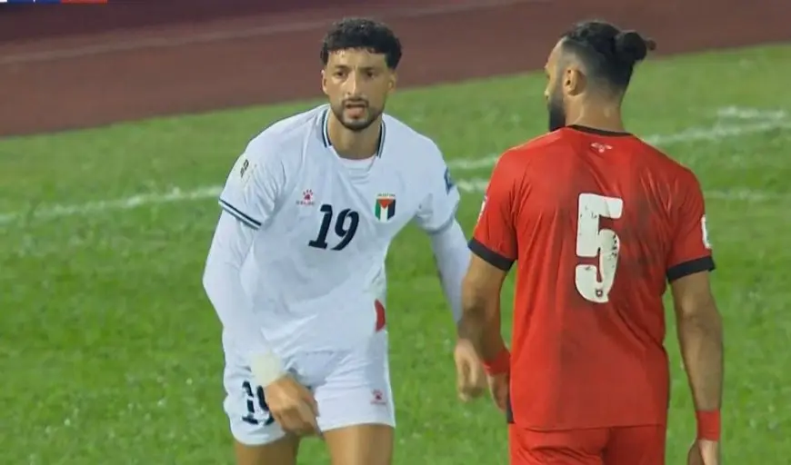 وسام أبو علي يسجل لمنتخب فلسطين في مرمى الأردن بتصفيات كأس العالم