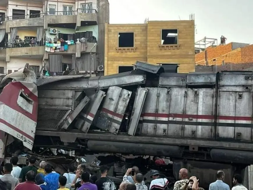 إصابات وحالات طارئة.. محافظ الشرقية يكشف تفاصيل حادث قطاري الزقازيق.. فيديو