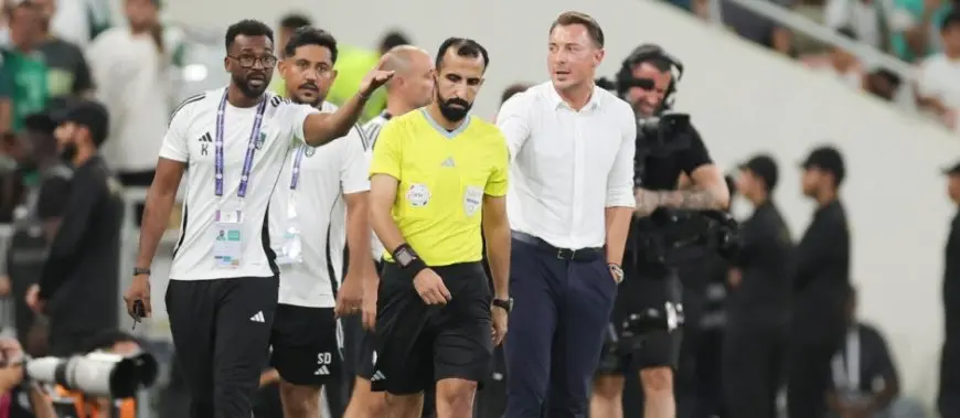 مدرب أهلي جدة يتهم حكم مباراة الهلال: غيّر النتيجة من فوز لهزيمة