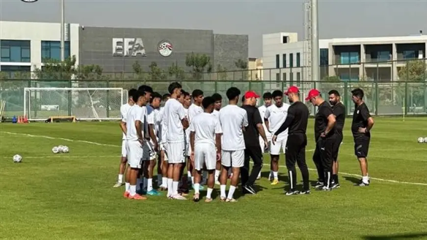 ميكالى يسابق الزمن .. تدريبات صباحية ومسائية لمنتخب الشباب