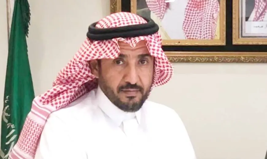 رئيس بلدية بيشة لـ«عكاظ»: سحبنا مشروع الشارع الرئيسي لتعثر المقاول