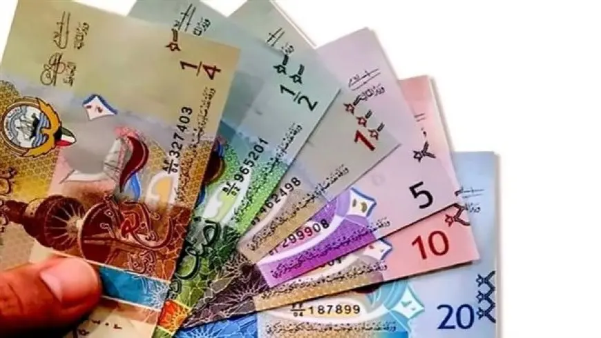 سعر الدينار الكويتي بالبنوك اليوم الثلاثاء 15-10-2024