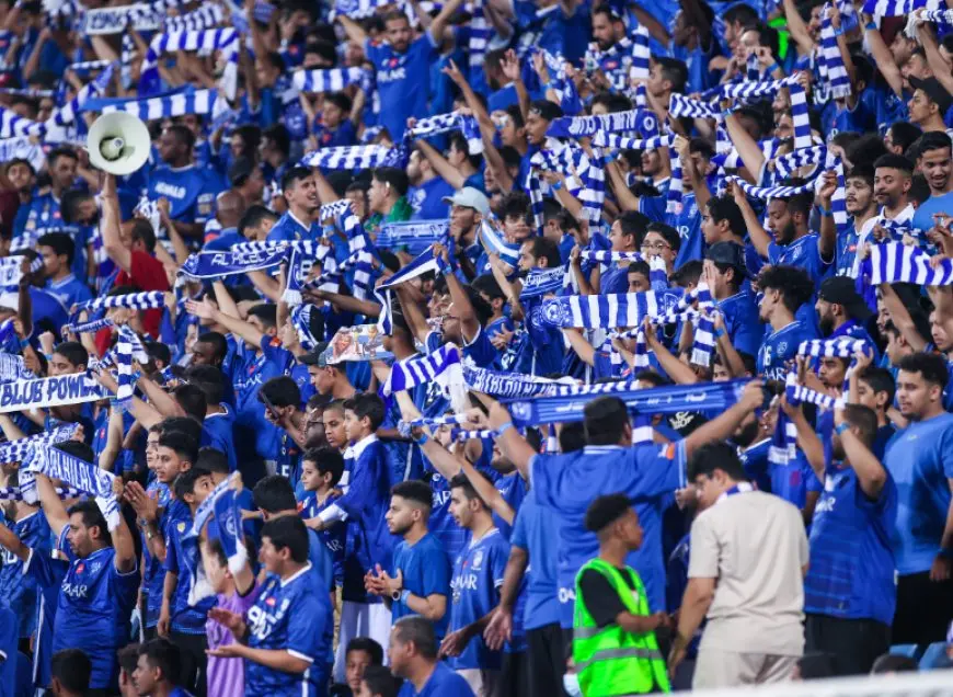 لاعب الهلال يُشعل غضب جماهير الزعيم