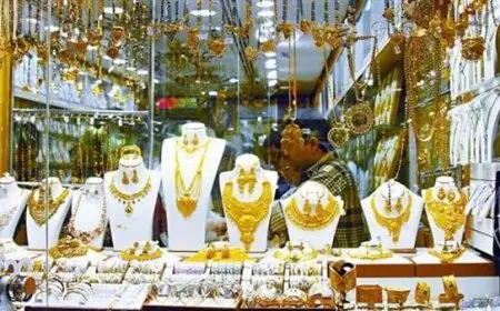 سعر جرام الذهب في مصر يتراجع 35 جنيها مع انطلاق التداولات.. هل حان الوقت للشراء؟