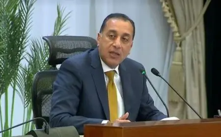 رئيس الوزراء يعلن اكتشافا جديدا للزيت والغاز في حقل الفيوم 5