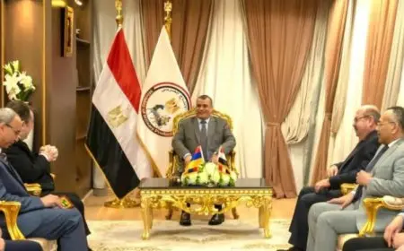 وزير الإنتاج الحربي يبحث مع السفير الأرميني آفاق التعاون في التصنيع العسكري والمدني