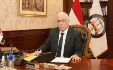 النائب العام يهنئ الرئيس السيسي بعيد الفطر: يارب مزيد من التقدم والازدهار لمصر وشعبها