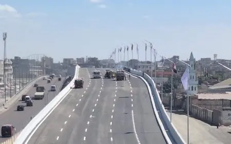 فتح مشروع كوبري العامرية المتقاطع مع مسار القطار الكهربائى السريع أمام حركة المرور من اليوم