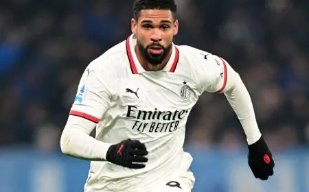 تشيك قد يغيب عن ميلان حتى نهاية الموسم بعد خضوعه لجراحة