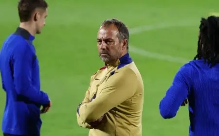 “بداية مبشرة” لمفاوضات برشلونة مع “اللاعب المفضل” لهانزي فليك