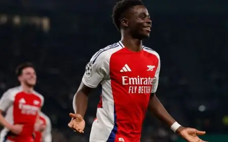 عودة “سلاح ساكا”.. أرتيتا يزف خبراً ساراً لجماهير أرسنال