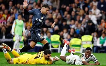 بطل ألمانيا يزاحم ليفربول وبرشلونة على ضم هذا اللاعب الرائع