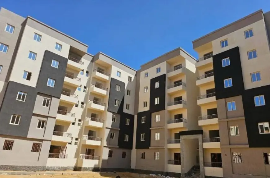 وزير الإسكان: بدء تنفيذ 100 ألف شقة بمشروعي ديارنا وظلال