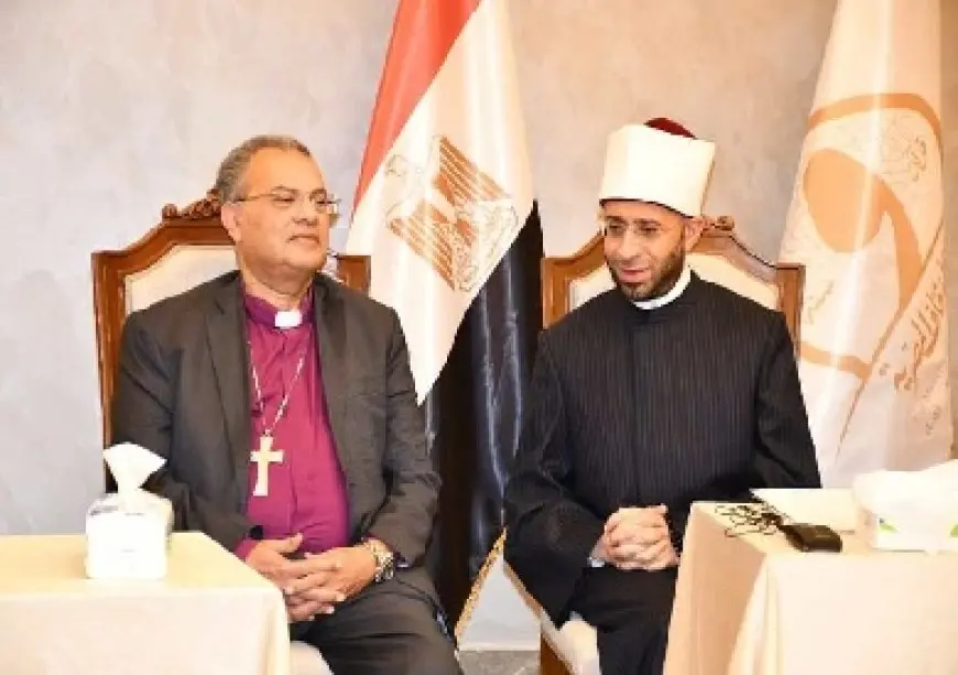 وزير الأوقاف: تهاني الكنائس تجسد روح المحبة والإخاء بين المصريين