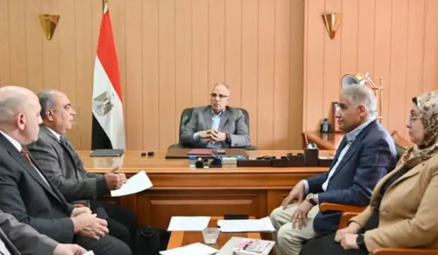 وزير الري يتابع موقف تنفيذ مشروعات الخطة الاستثمارية 2024- 2025