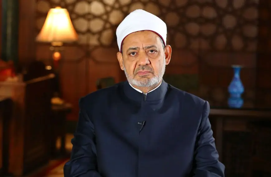 شيخ الأزهر يهنئ الرئيس السيسي والشعوب العربية والإسلامية بعيد الفطر