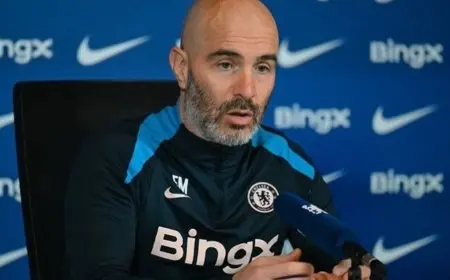 ماريسكا يتسلح بعودة بالمر أمام توتنهام.. ويرد بذكاء عن سانشو