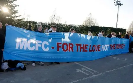 لماذا غابت جماهير مانشستر سيتي عن أول 9 دقائق من مباراة ليستر؟