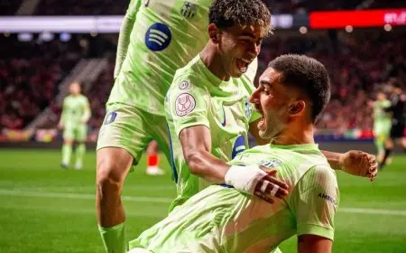 برشلونة يتقدم بهدف فيران توريس وأتلتيكو ينجو من طرد مبكر