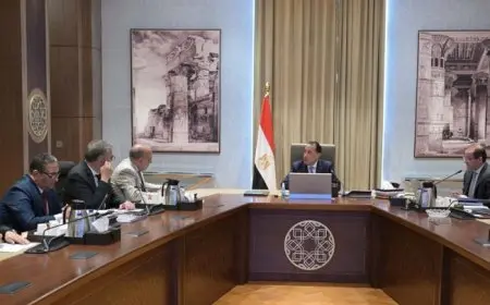 مدبولي: الحكومة تتابع باستمرار جهود الجهات المعنية لتوفير مختلف المنتجات البترولية