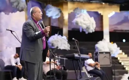 رئيس الطائفة الإنجيلية يشارك في مؤتمر الصلاة السنوي «ليسكن المجد في أرضنا»