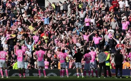 مدرب ساوثهامبتون “لا يُصدّق” ما فعله الجمهور بعد الهبوط برقم كارثي