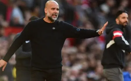 جوارديولا يُهاجم جمهور مانشستر يونايتد بسبب والدة فودين