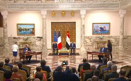 السيسي وماكرون يشهدان توقيع عدد من الاتفاقيات ومذكرات التفاهم لتعزيز التعاون الثنائي