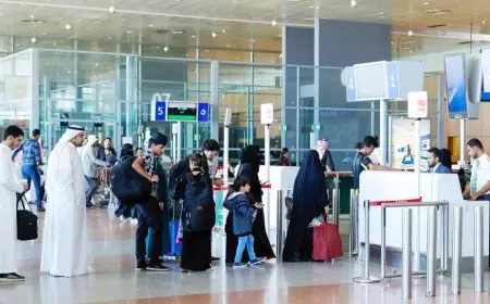 السجن وغرامة 100 ألف.. غرفة شركات السياحة: على حاملي تأشيرة الزيارة مغادرة السعودية قبل 29 أبريل الجاري