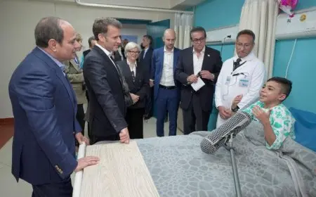 طفل فلسطيني يوجه رسالة للرئيسين السيسي وماكرون: أريد العودة إلى غزة وإعادة إعمارها.