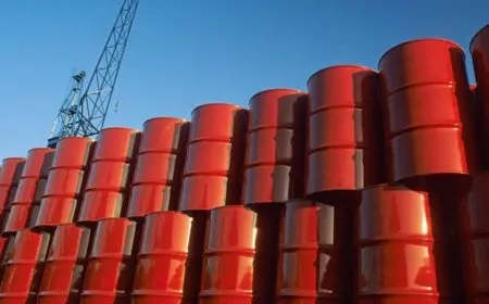 انخفاض أسعار النفط إلى ما دون 60 دولاراً للبرميل في نهاية التداولات