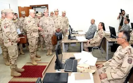 الفريق أحمد خليفة يقوم بزيارة الأكاديمية العسكرية للدراسات العليا والاستراتيجية