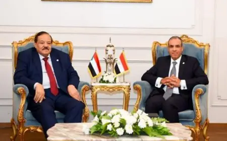 وزير الخارجية يلتقي بنظيره السوداني خلال المؤتمر الوزاري لعملية الخرطوم