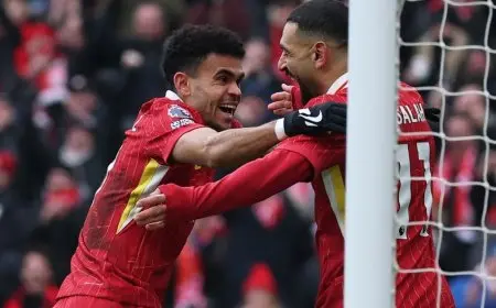 برشلونة يراقب لويس دياز ويعاود التواصل مع نيكو ويليامز