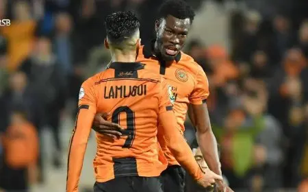 نهضة بركان يبلغ نصف نهائي الكونفدرالية ويسعى لتحقيق رقم قياسي تاريخي