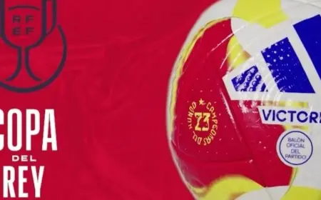 الإفصاح عن كرة كلاسيكو نهائي كأس الملك بين ريال مدريد وبرشلونة