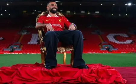 “القصة تتواصل”.. محمد صلاح يبقى رسمياً مع ليفربول