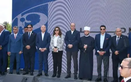 وزير الأوقاف يشارك في احتفالية يوم اليتيم بحديقة الأزهر بالقاهرة