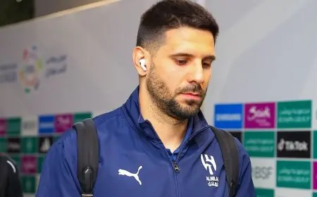 ع surprises في تشكيلة الهلال لمواجهة الاتفاق في الدوري السعودي