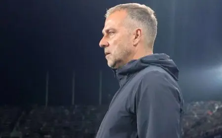 إصابة أليخاندرو بالدي تضع برشلونة في موقف صعب بعد مغادرته الملعب