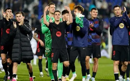 ماركا: “حظ الأبطال” وراء انتصار برشلونة.. هل الثلاثية قريبة من 12 مباراة؟