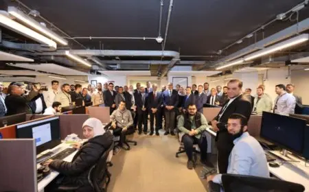 وزير الاتصالات يقوم بزيارة فرع شركة سيليكون إكسبرت الأمريكية الرائدة في إدارة وتحليل بيانات المكونات الإلكترونية