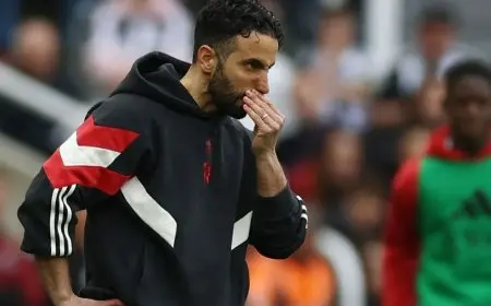 أموريم: لن أبرر موقفي ومانشستر يونايتد سيكافح للتأهل لدوري الأبطال