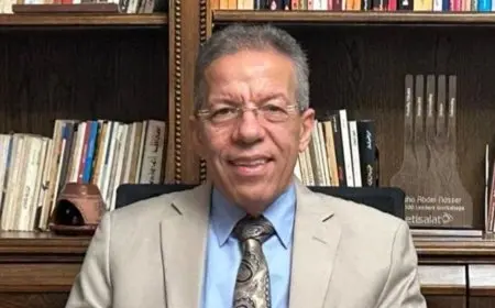 نقيب الأطباء: مشكلة هجرة الأطباء تتفاقم يوميًا