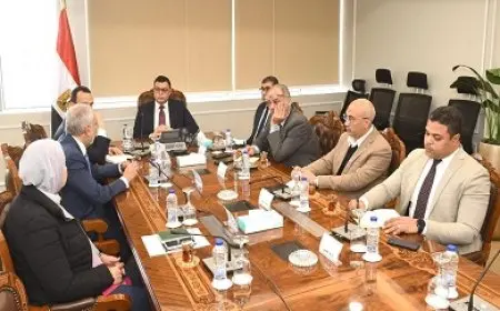 وزير الإسكان: إن تطوير منطقة سور مجرى العيون يستعيد القاهرة رونقها الحضاري والتاريخي