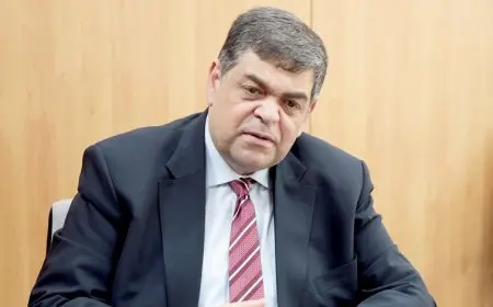 النائب أشرف حاتم يدعو الحكومة إلى الالتزام بتنفيذ توصيات الحساب الختامي لموازنة 2023-2024