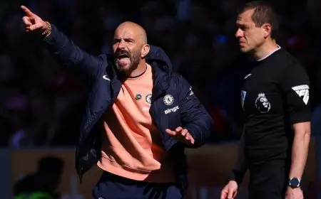 “أجواء مشحونة في تشيلسي: الجمهور يهاجم اللاعبين ومدرب الفريق ماريسكا يعبر عن غضبه”