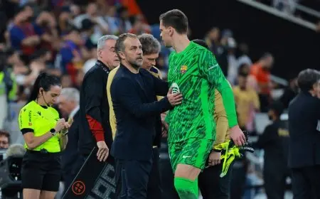 فليك لا يؤكد بقاء تشيزني أساسياً مع برشلونة خلال هذا الموسم.