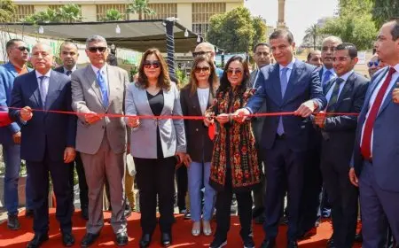 وزيرة التضامن تدشن فعاليات معرض ديارنا لزهور الربيع